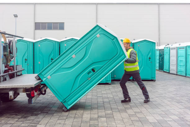 Best Emergency porta potty rental  in Englewood, OH